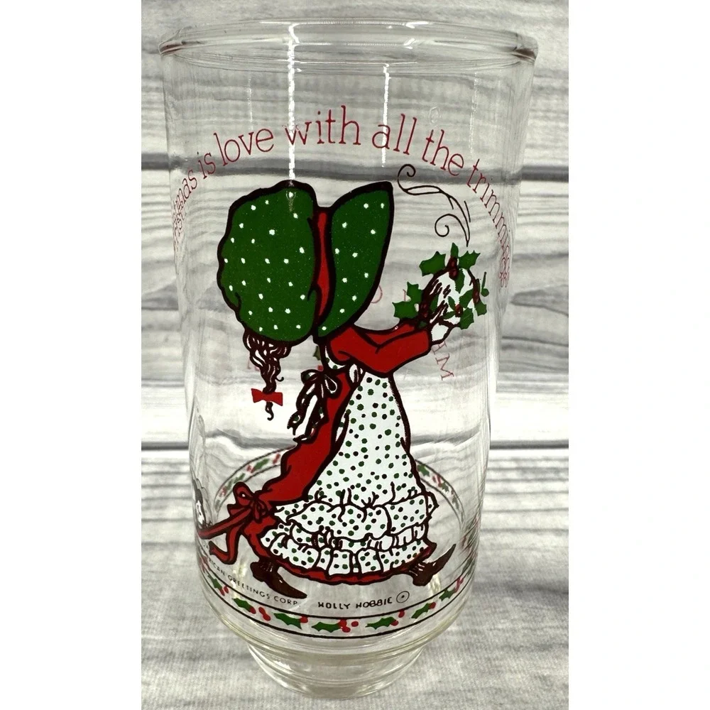 2 VINTAGE COCA COLA CHRISTMAS GLASSES - SANTA WHEREVER I GO /‎ HOLLY HOBBIE